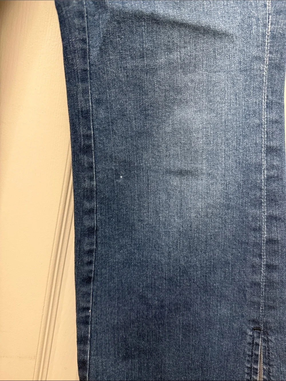 Michael Kors Size 2 Vintage Cropped Flared Jeans Split Hem Med. Wash Stretch 2